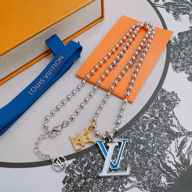 LV Necklace 04yxh114